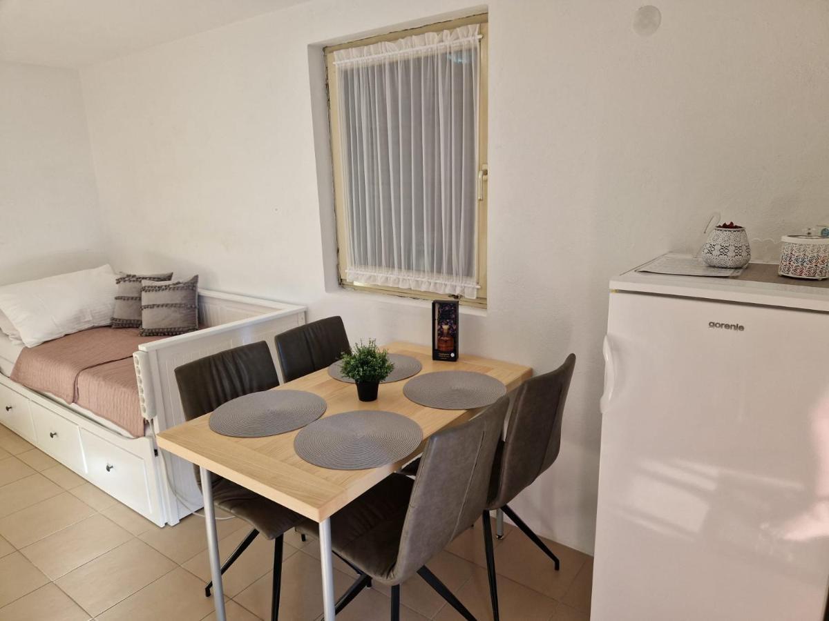 Apartment Misic Rtina Esterno foto